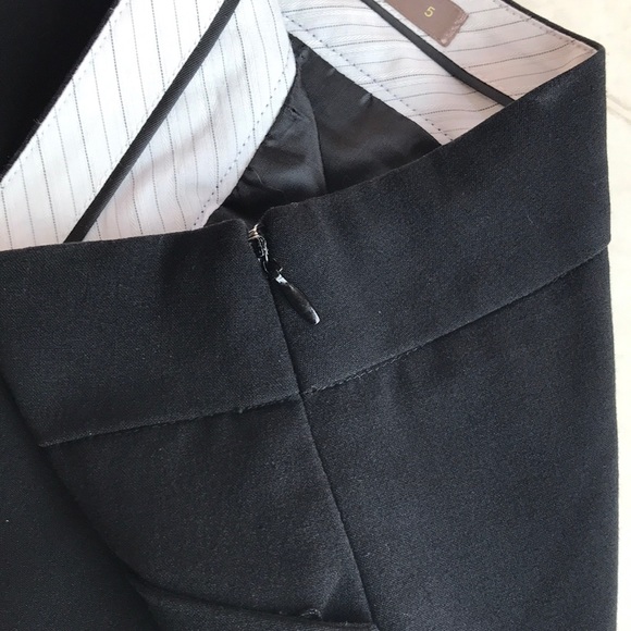 SMART SET Black Lined Mini Skirt - Picture 4 of 7